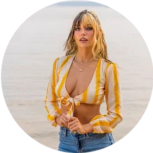 Sophie, 35